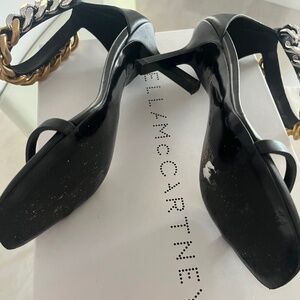 STELLA MCCARTNEY SANDAL HEEL WITH CHAIN ANKLE DETAIL